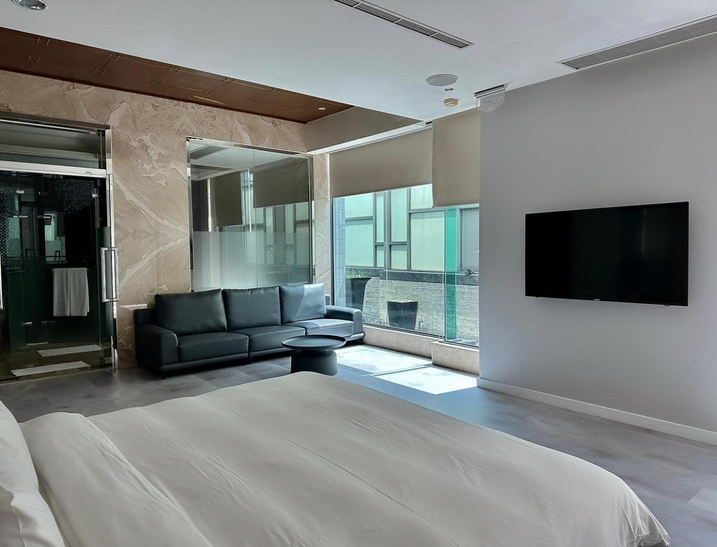 ออล-ยูอาร์ บูทิก โฮเต็ล ผิงถุง Motel Pingtung ภายนอก รูปภาพ