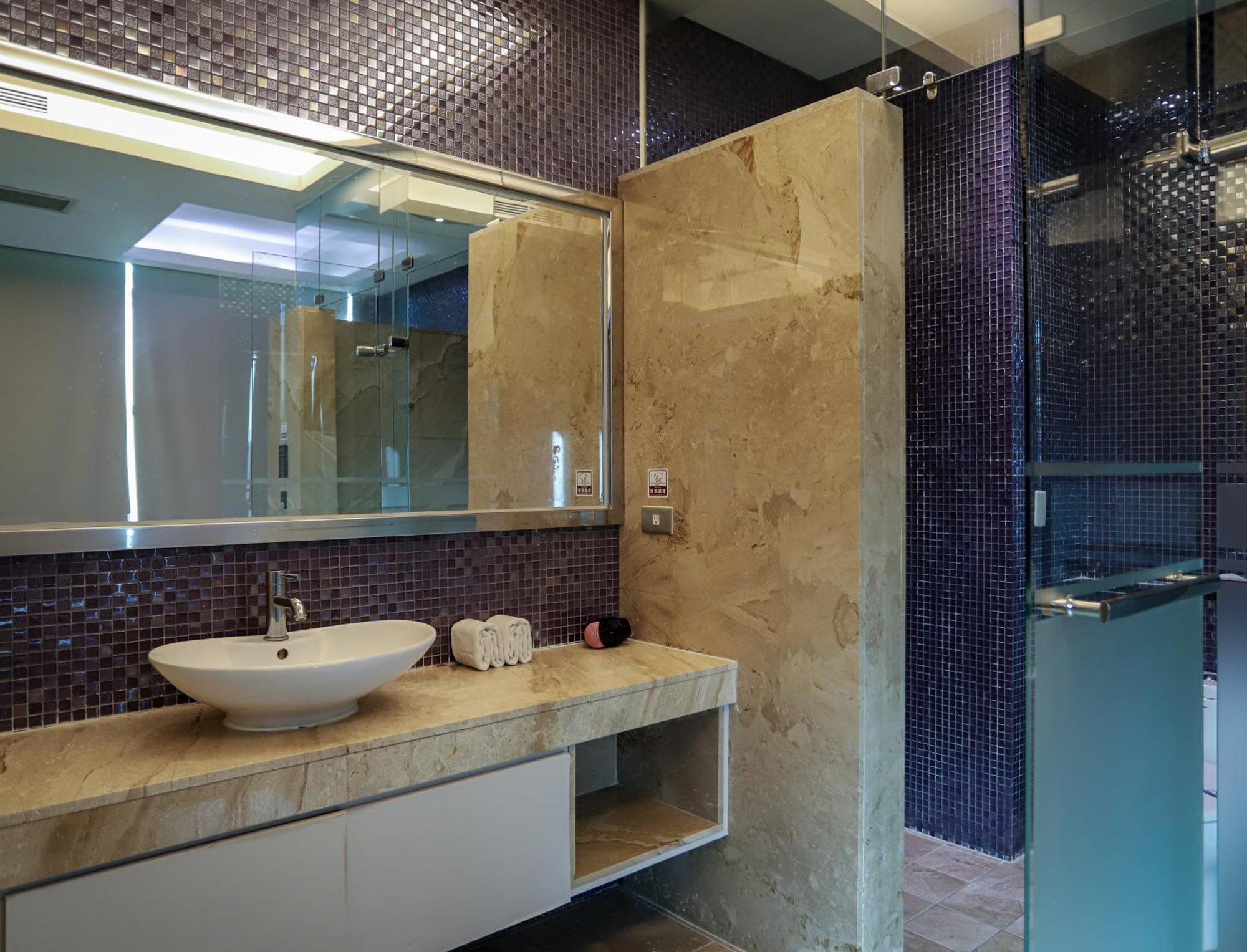 ออล-ยูอาร์ บูทิก โฮเต็ล ผิงถุง Motel Pingtung ภายนอก รูปภาพ