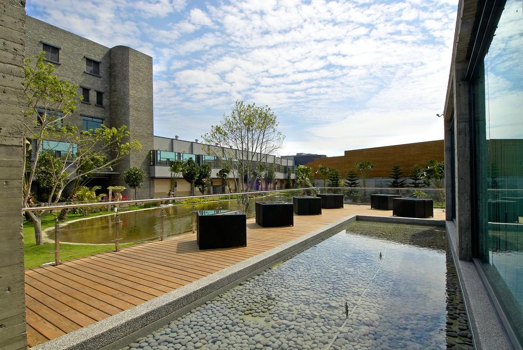 ออล-ยูอาร์ บูทิก โฮเต็ล ผิงถุง Motel Pingtung ภายนอก รูปภาพ