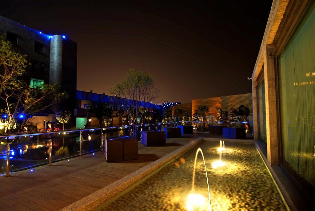 ออล-ยูอาร์ บูทิก โฮเต็ล ผิงถุง Motel Pingtung ภายนอก รูปภาพ