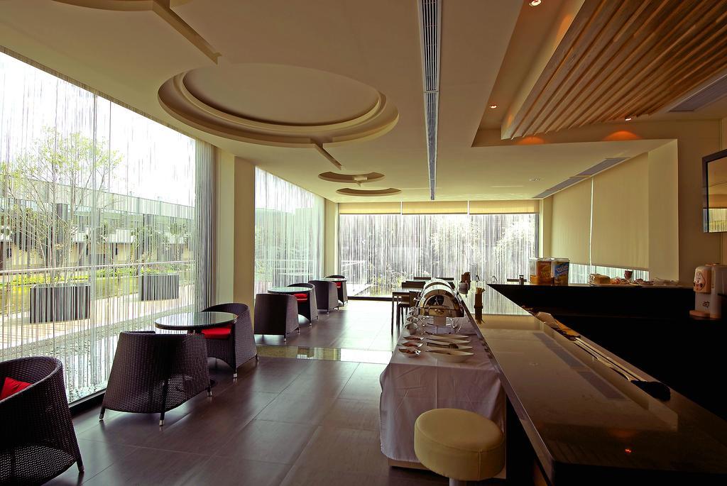 ออล-ยูอาร์ บูทิก โฮเต็ล ผิงถุง Motel Pingtung ภายนอก รูปภาพ