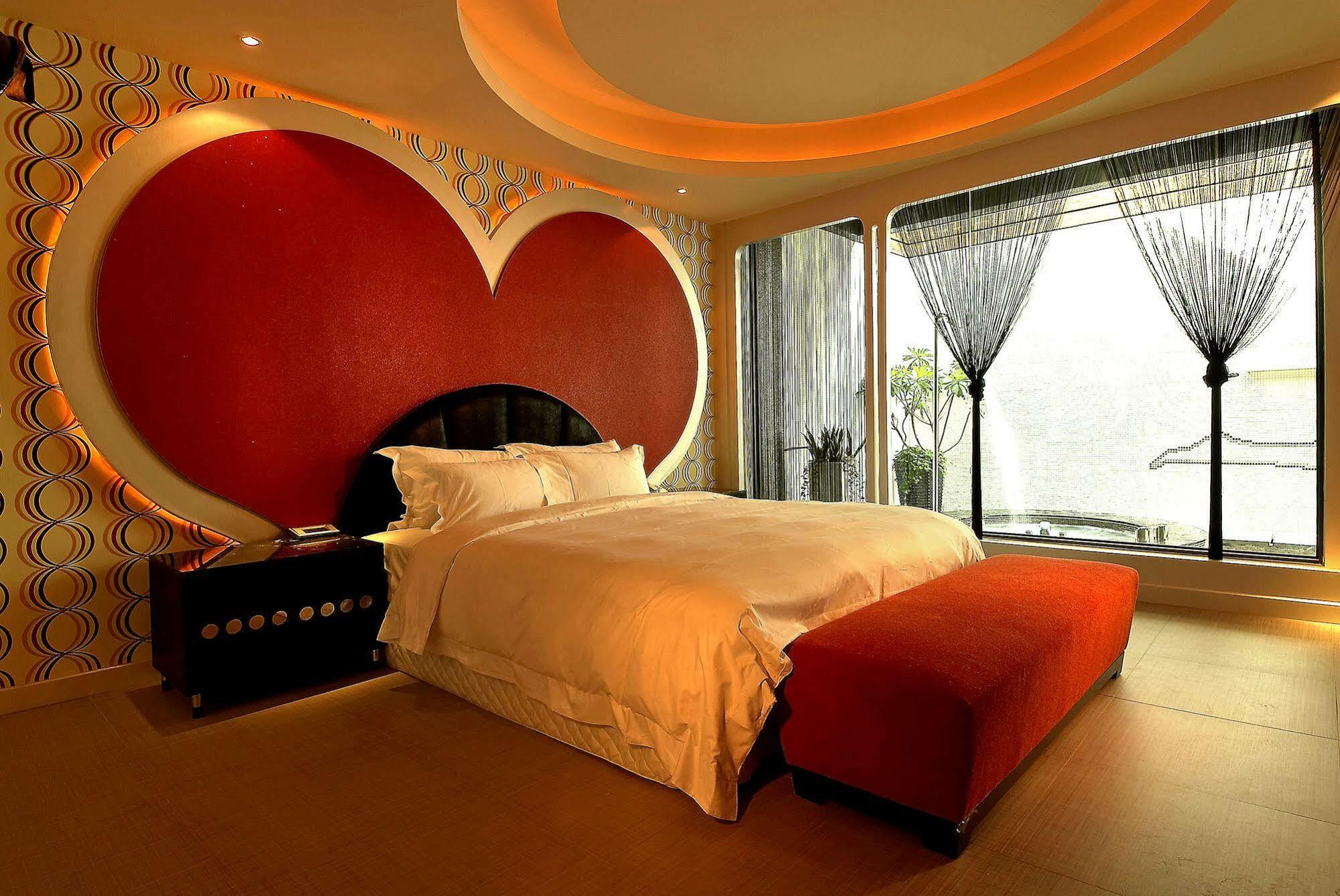 ออล-ยูอาร์ บูทิก โฮเต็ล ผิงถุง Motel Pingtung ภายนอก รูปภาพ