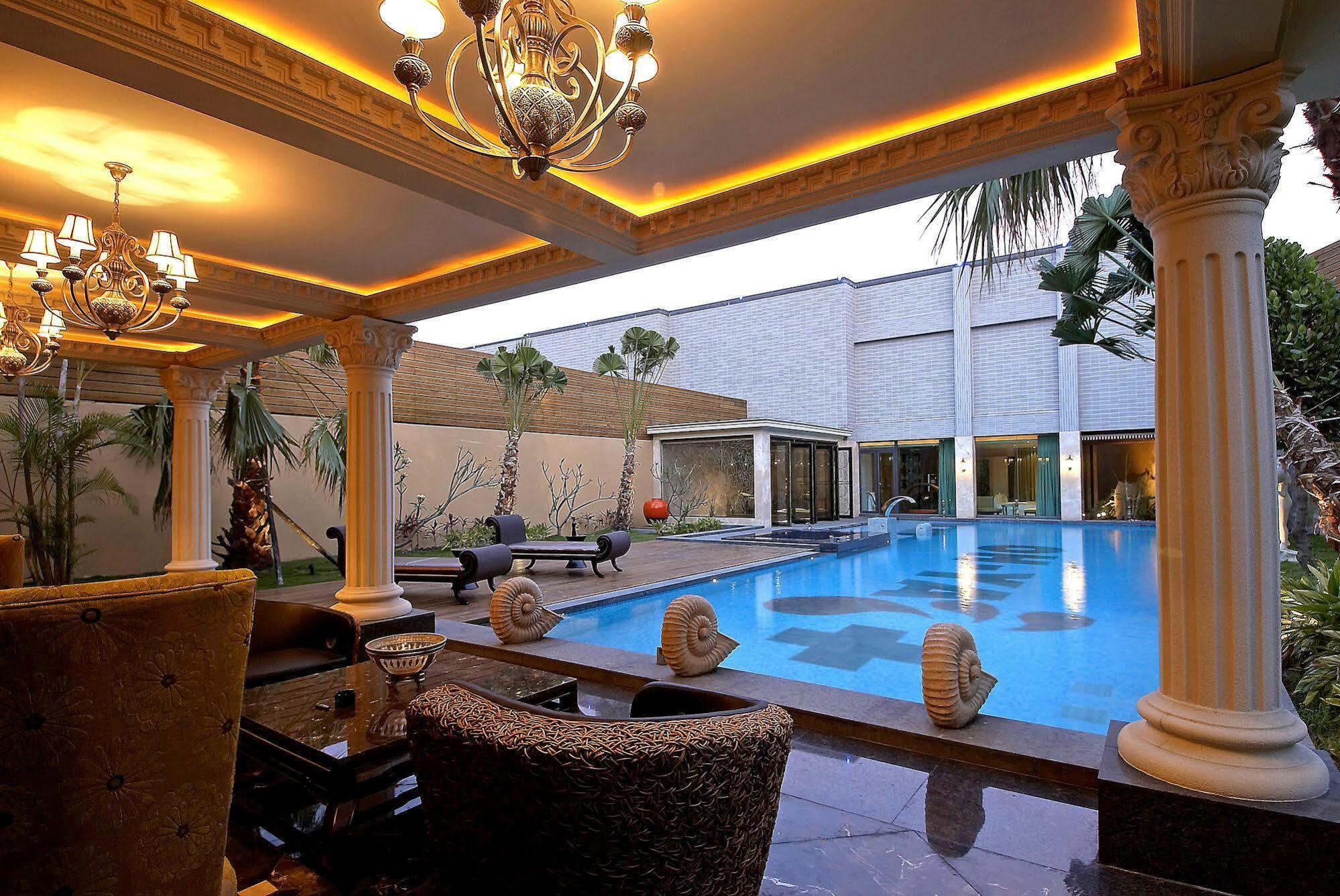 ออล-ยูอาร์ บูทิก โฮเต็ล ผิงถุง Motel Pingtung ภายนอก รูปภาพ